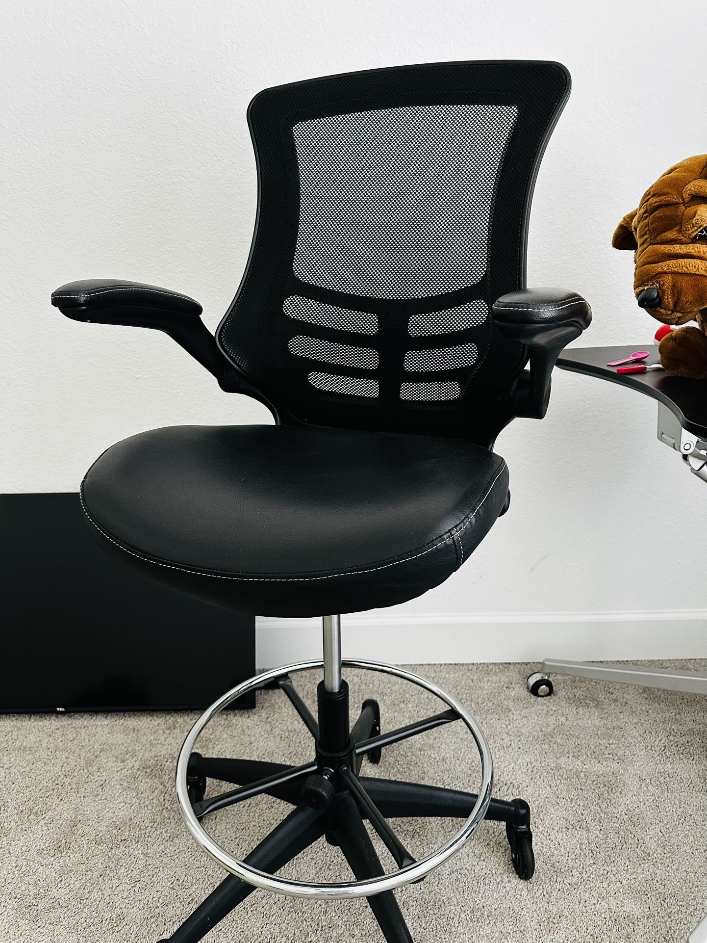 Office Chair (mint Condition)