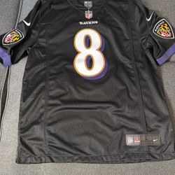 🔥 Lamar Jackson NFL Jersey - Size Large 🔥