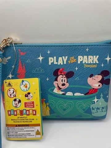 Disneyland Play In The Park Blue Wrislet