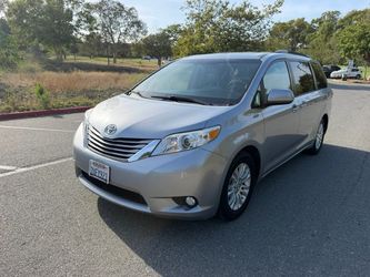 2016 Toyota Sienna
