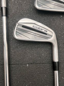 Cobra - KING Tour Irons 4-PW