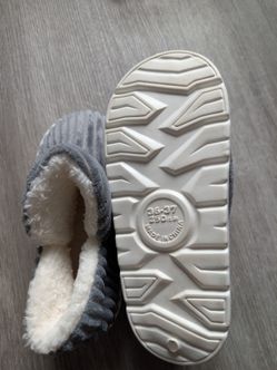 Gray Fluffy Lined Slippers Size 36-37  size 5-6
