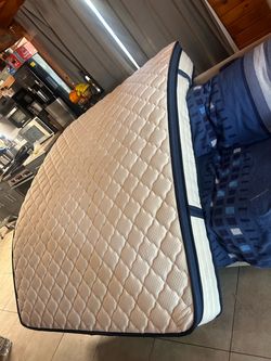 NEW Queen/Hybrid Mattress