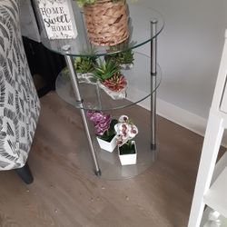 Round Glass End/side table 