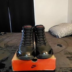 Air Jordan 9 Retro "Bred Patent" Size 9