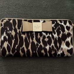 Kate Spade Clutch Wallet