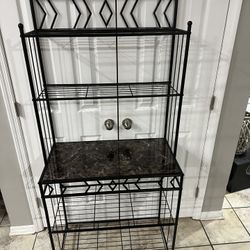 Iron Rack Stand Wesley Chapel FCFS  Excellent Condition Like New