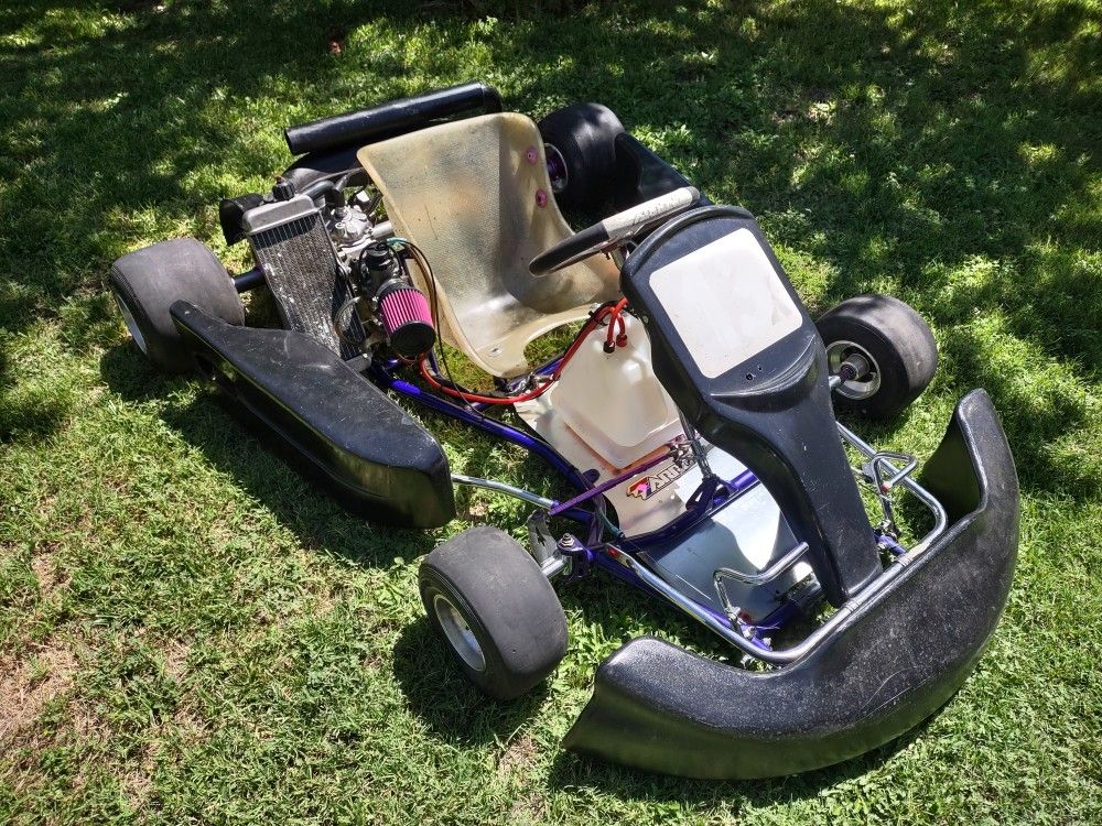 Go-kart Racing Go Kart