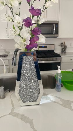 Mirror vase