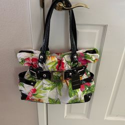 Wilson’s Leather Purse