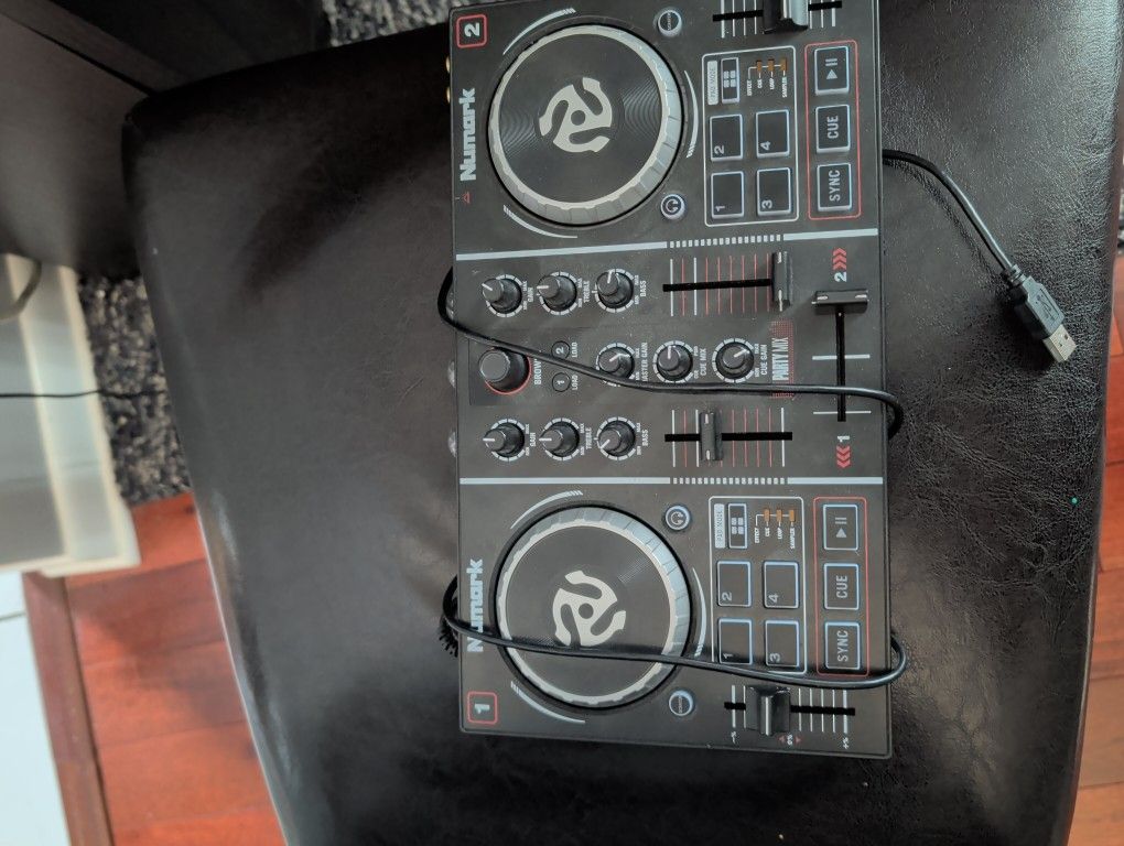 Starter Mixer For Dj