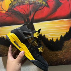 Jordan 4 Thunder Size 8 