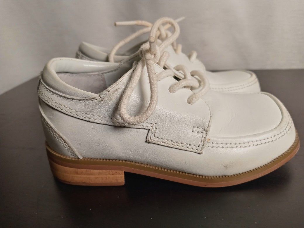 Kenneth Cole Reaction White Leather Toddler Boys Lace Up Dress Shoes Size 6 Mths