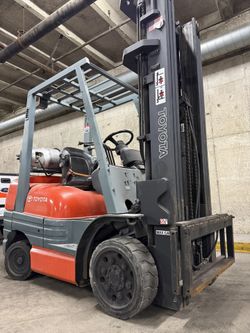 HEAVY DUTY Toyota forklift for sale 
