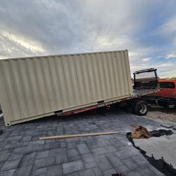 20ft Shipping Container-New Paint 
