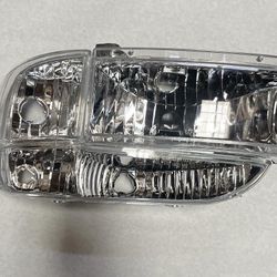 LA Zona Auto Parts 1995 To 2001 Ford Explorer Mercury Mountaineer left driver side headlight Izquierdo Chofer  