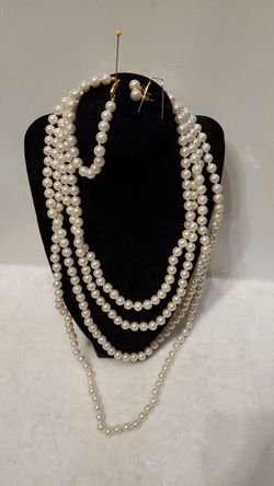 Hand Knotted Simulated Pearl Set. NEW.