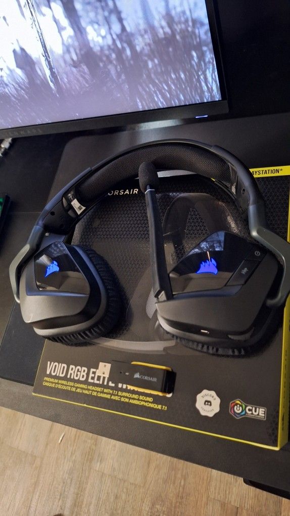 Corsair Void RGB Elite Gaming Headphones
