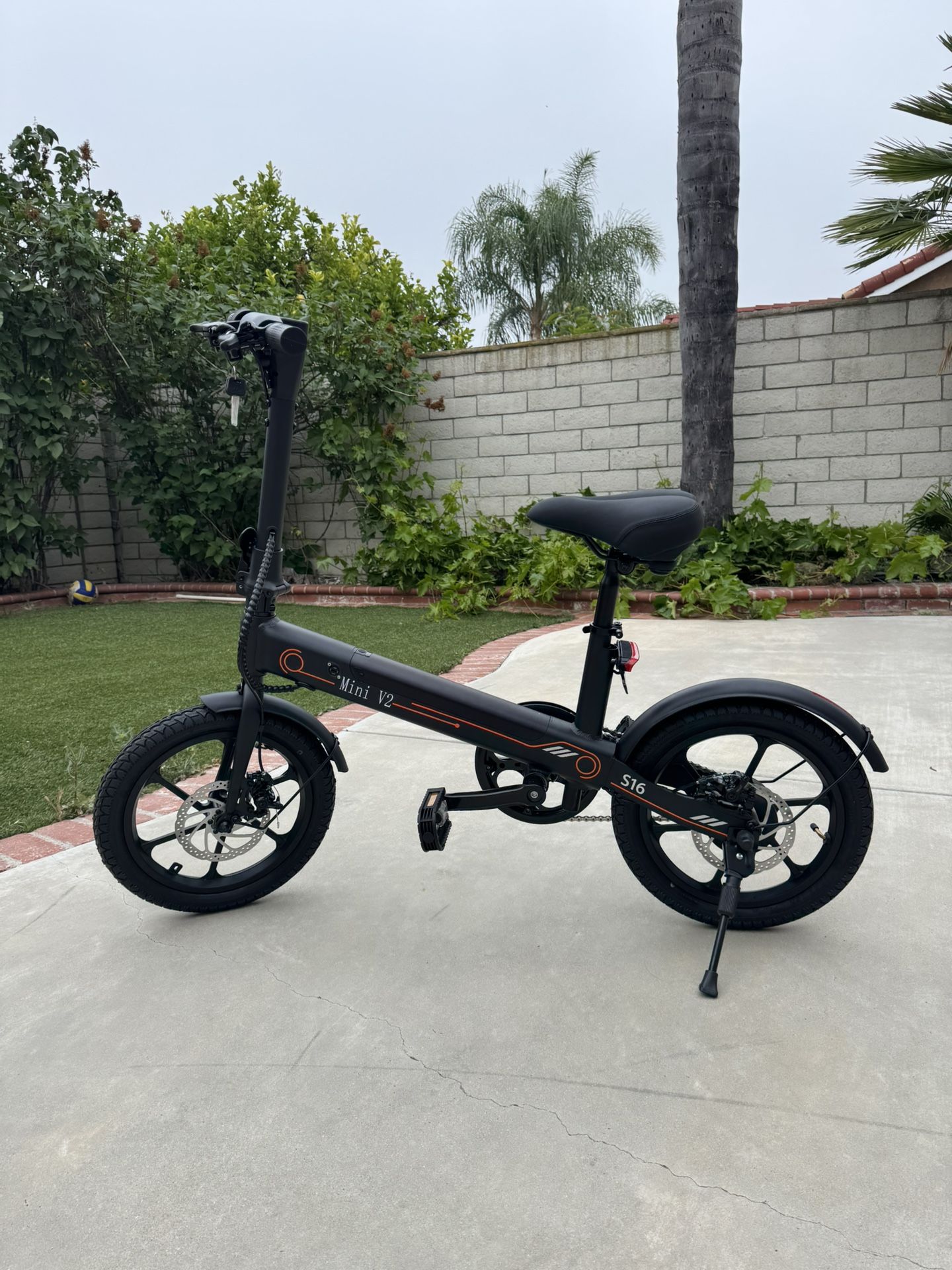 Aluminum alloy electric bicycle