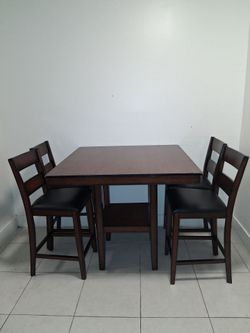 Dinning table