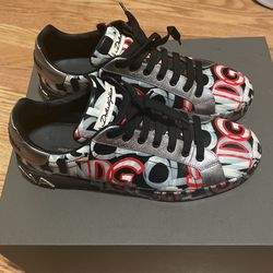Dolce &Gabbana Size 10 $350