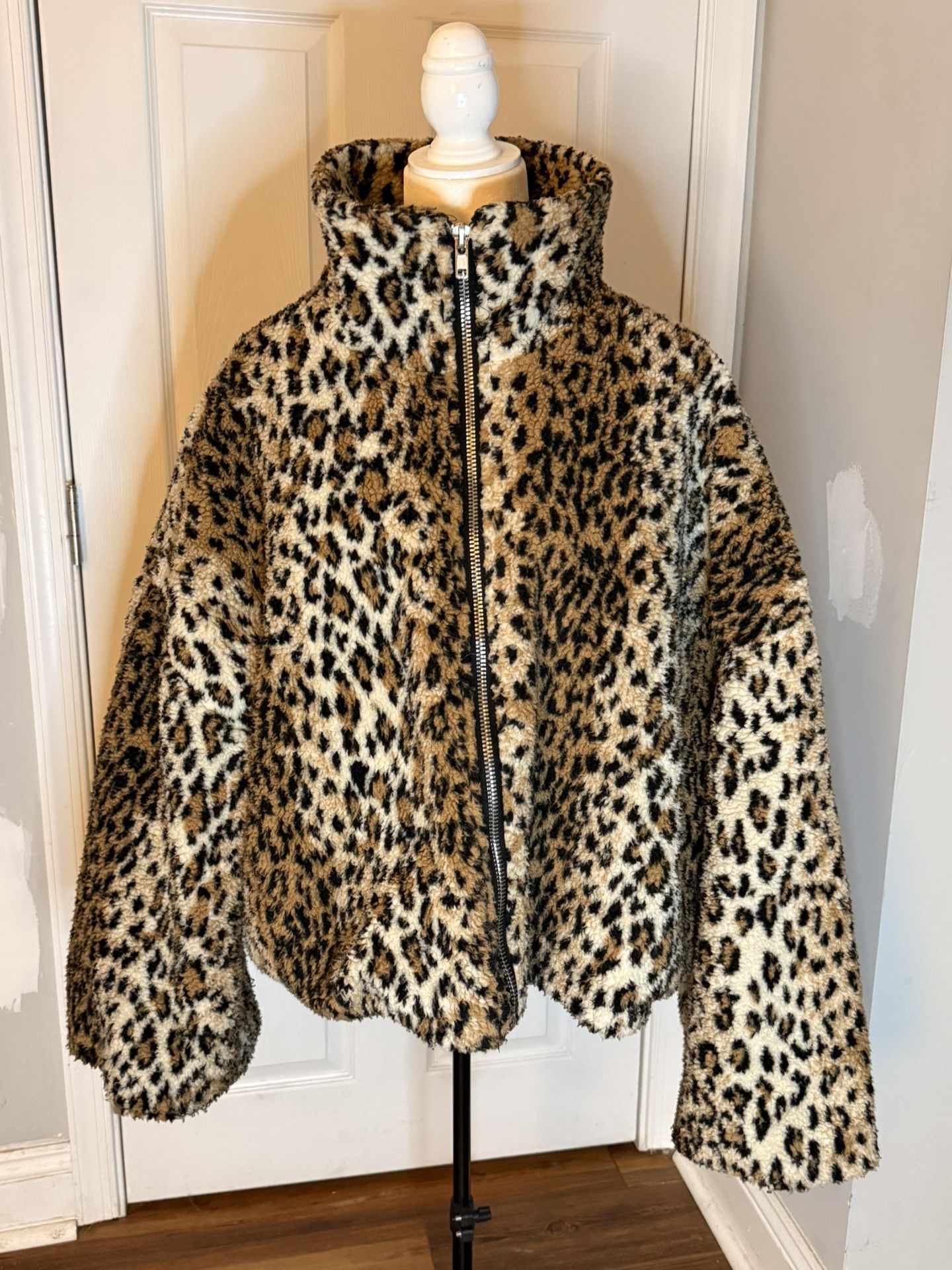 boohoo, Oversized Leopard Print Bomber Jacket , Medium