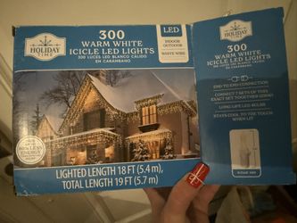 Icicle Lights 4 Boxes