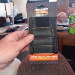 Roughness Magnetic Wristban