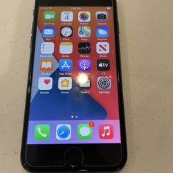 iPhone 8 cracked back 64gb Unlocked 