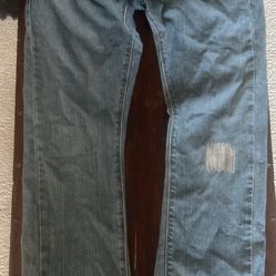 Ladies Size 5 Levi’s slouch flair Jeans 