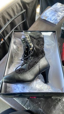 Black boots