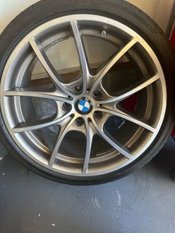 BMW Alloy Wheel with Tire