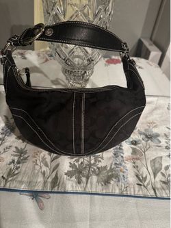 Couch purse