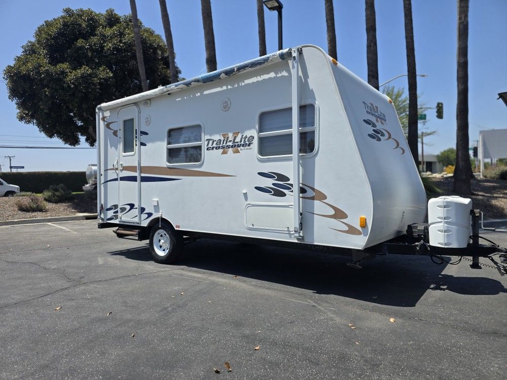 2009 Travel lite R-VISION