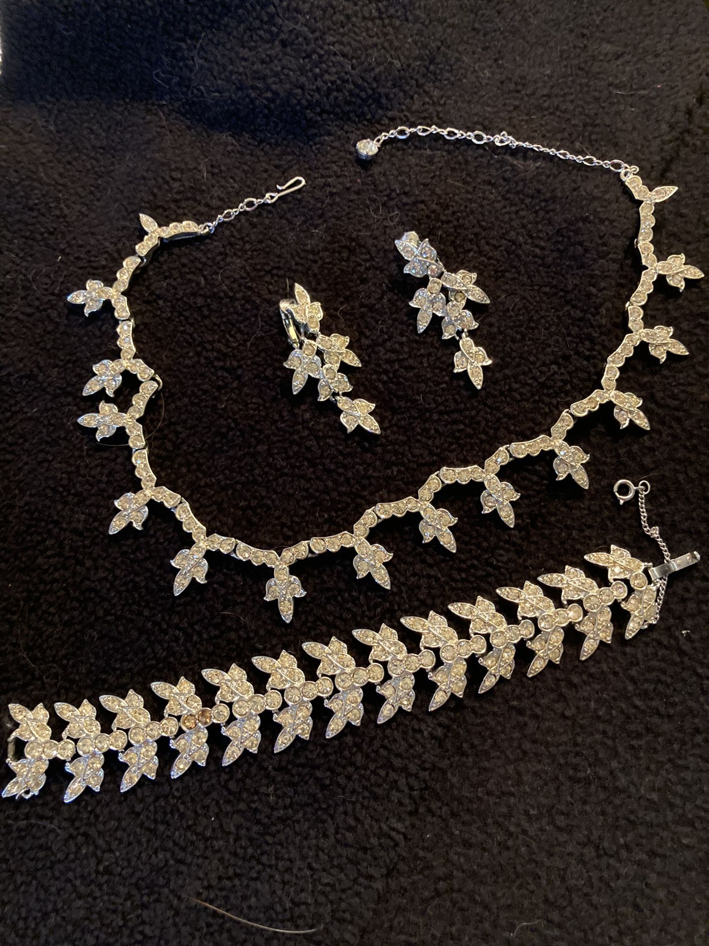 Vintage Sarah Coventry set