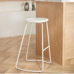 30 Inch White Stool New In Box 