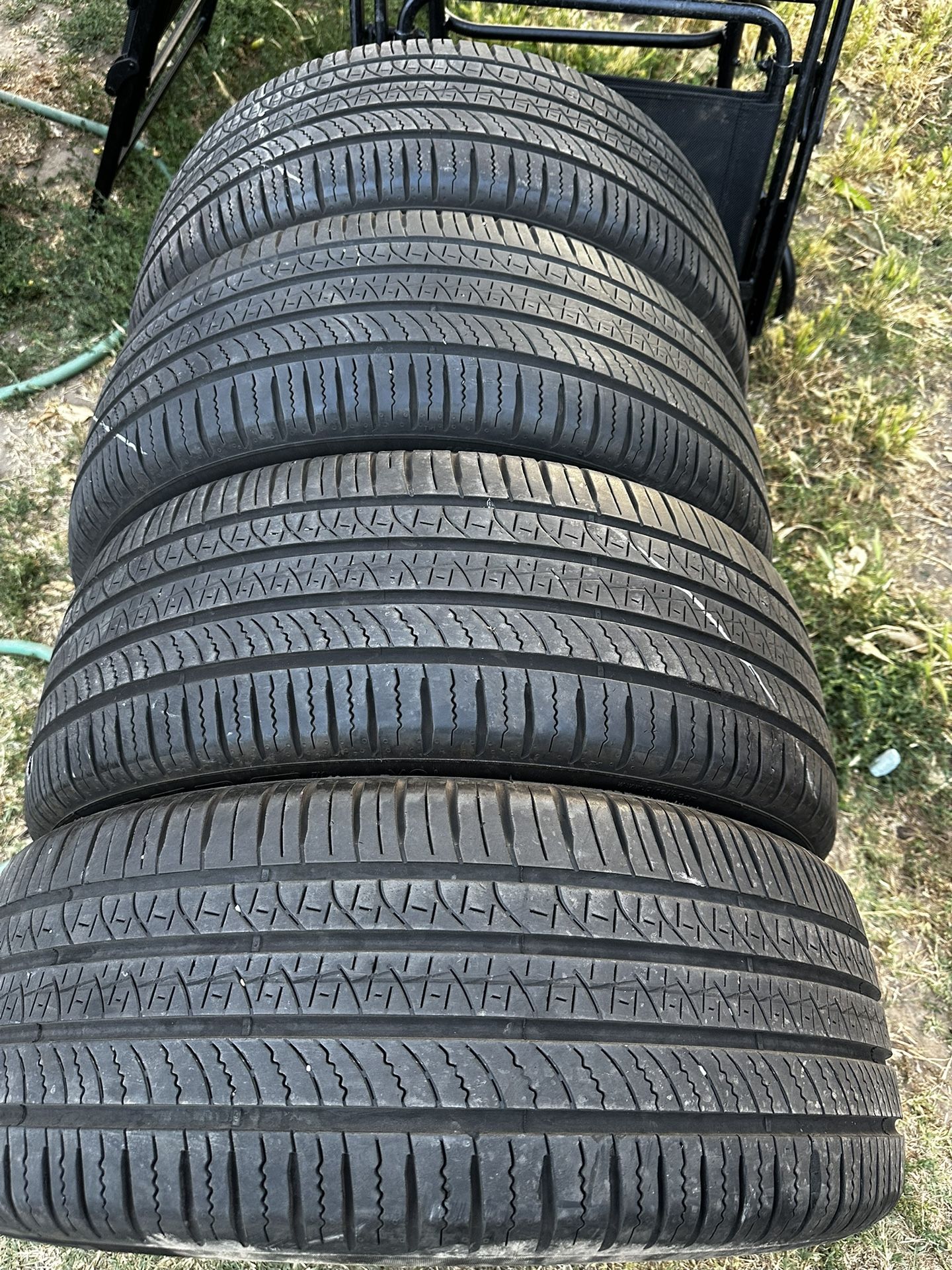 235-45-19 PIRELLI P ZERO $ 280 For All 4 Por Las 4