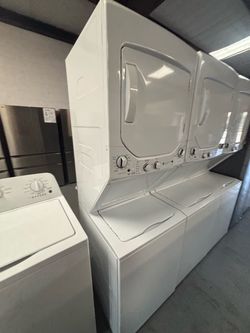 GE STACKABLE 24 in