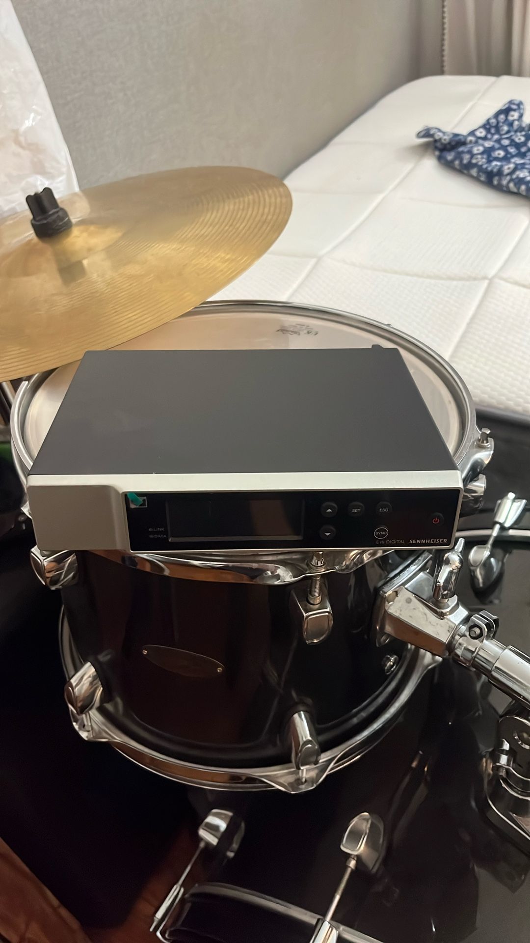 Sennheiser EW-D CI1 Wireless Guitar System - Q1-Q6