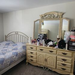 Bedroom Set