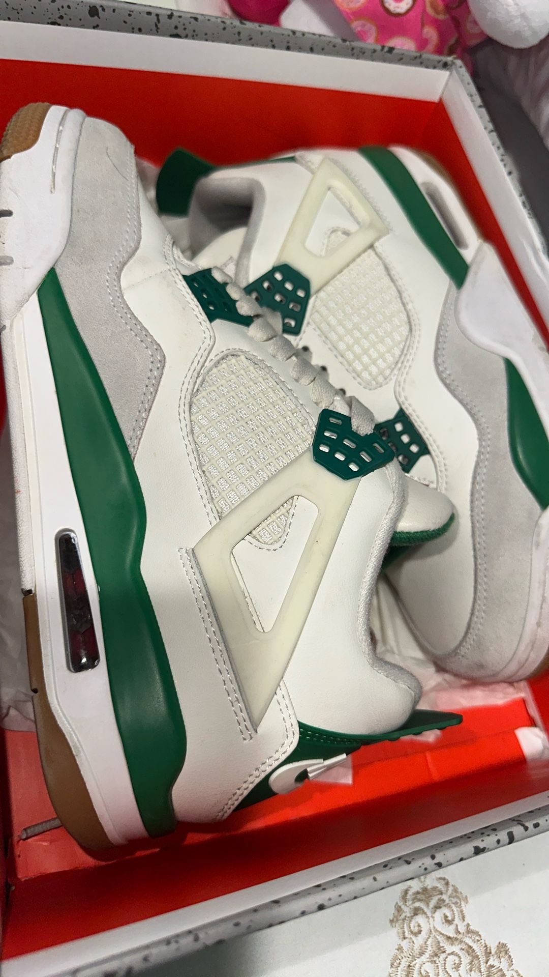 Air Jordan 4 Retro
