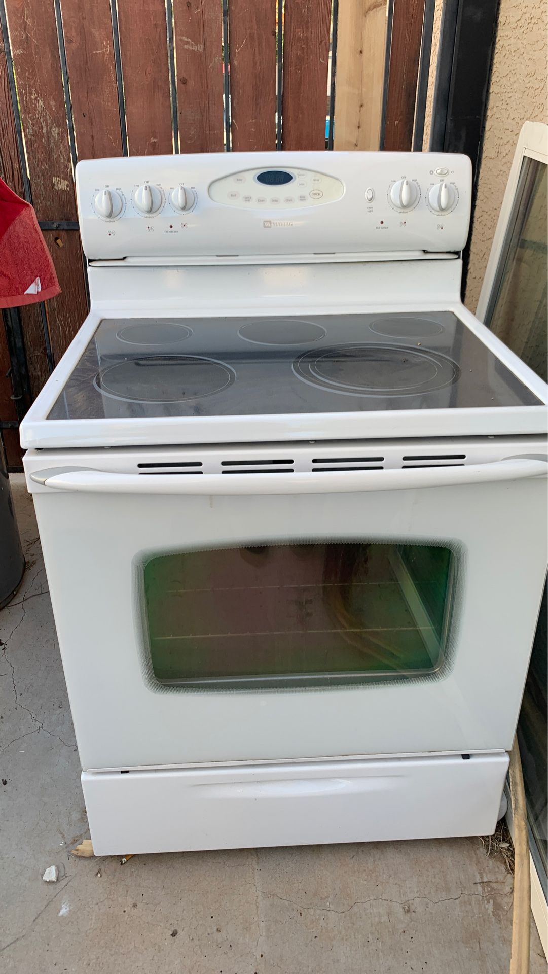 Maytag, kennore , hotpoint, Frigidaire