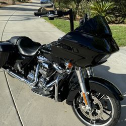 *** 2017 ROAD GLIDE***