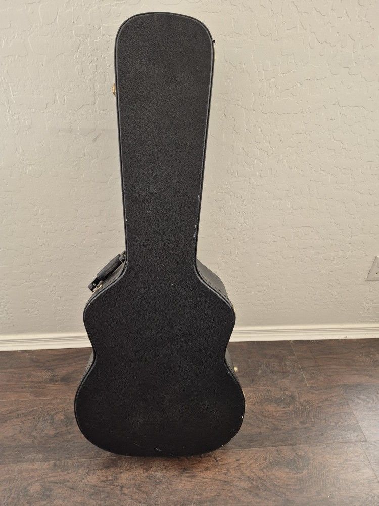 CF Martin Acoustic Guitar Case (Trades Okay)