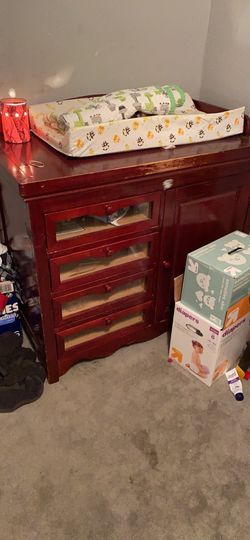 Changing table with mat