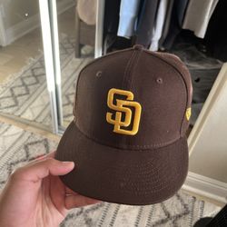 Fitted MLB Hat