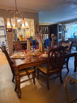 Wood Dining Table and Chair Set