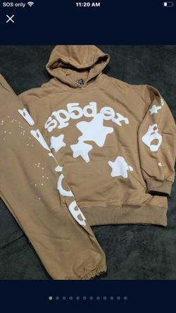 Beige Sp5der Suit.      S,m,l,xl.  