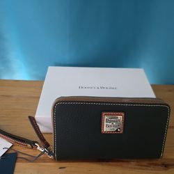 Dooney & Bourke Wallet