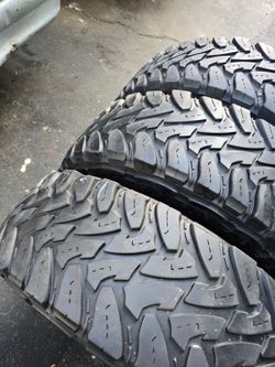 only 3 used tired Lt285 75r17 Toyo  MT Open Country $250.00 all